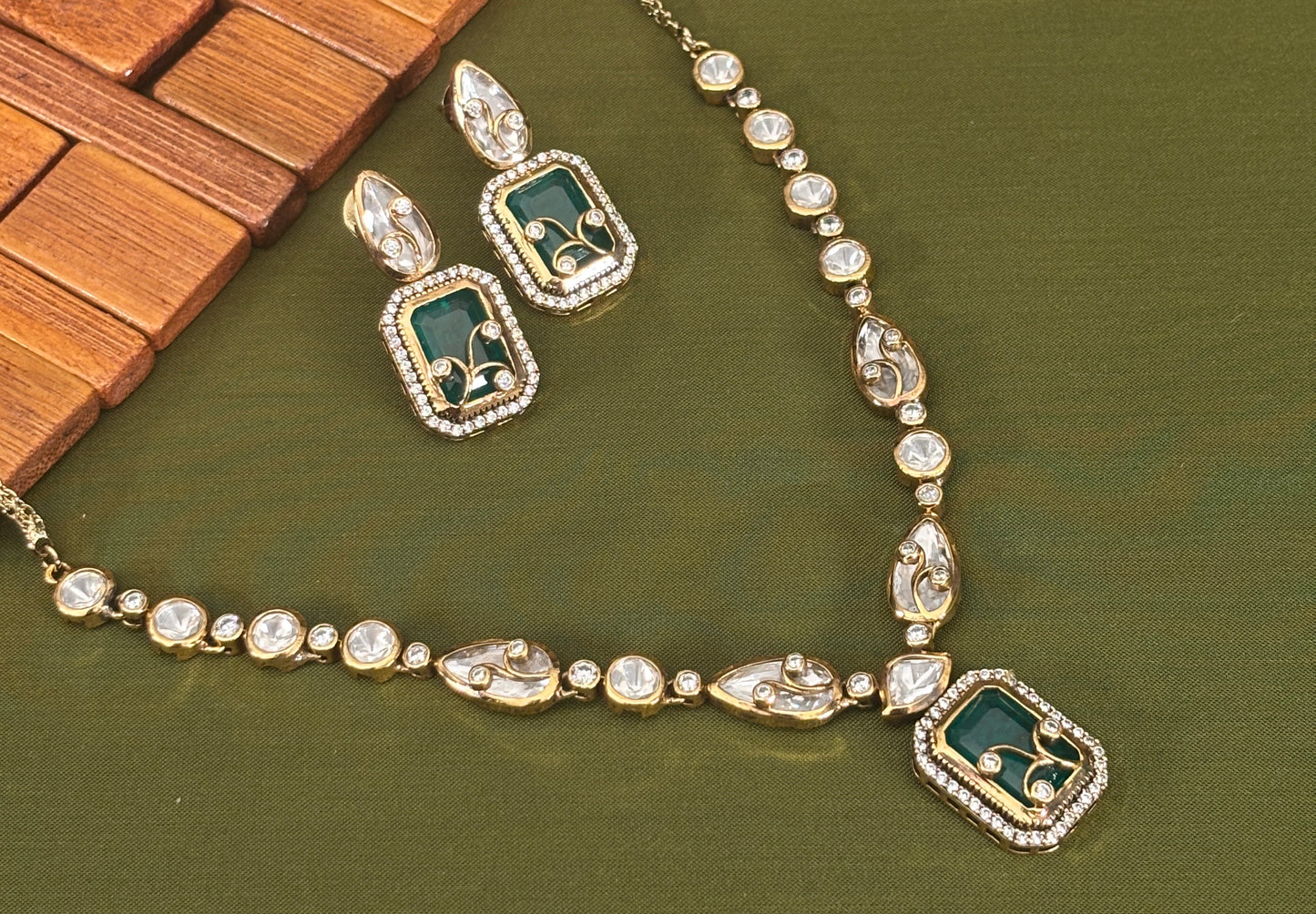 Eshira Kundan