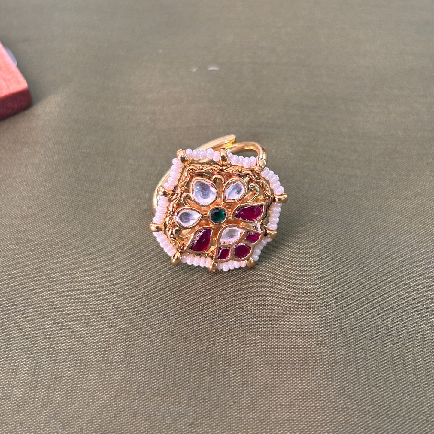 Isari Ring